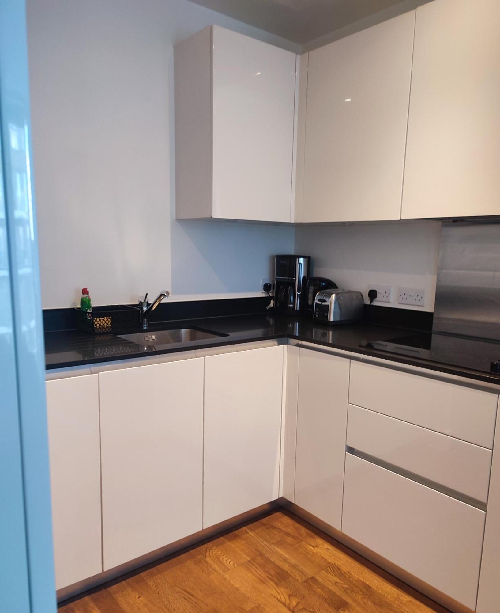 Lovely 1bed Flat 10mins To Canary Wharf & Parking * Londra