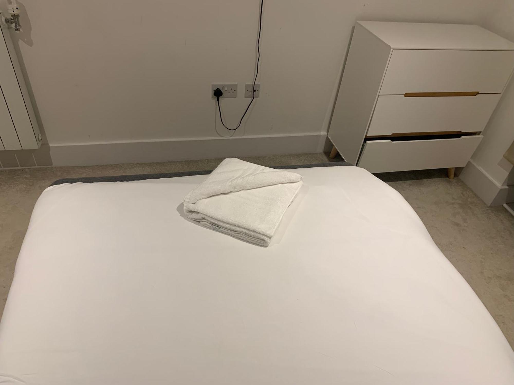 Lovely 1bed Flat 10mins To Canary Wharf & Parking * Londra