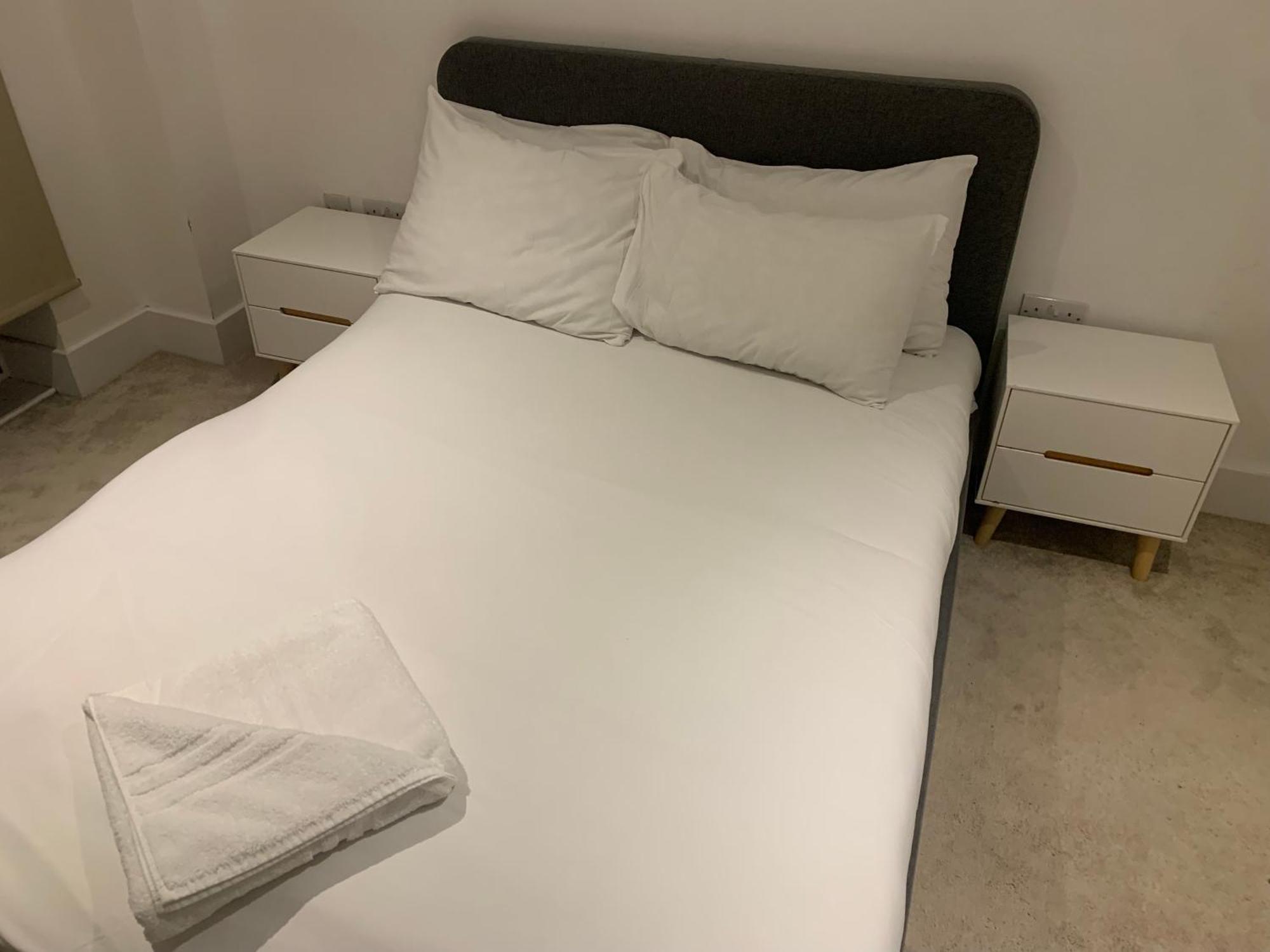 Lovely 1bed Flat 10mins To Canary Wharf & Parking Appartamento *