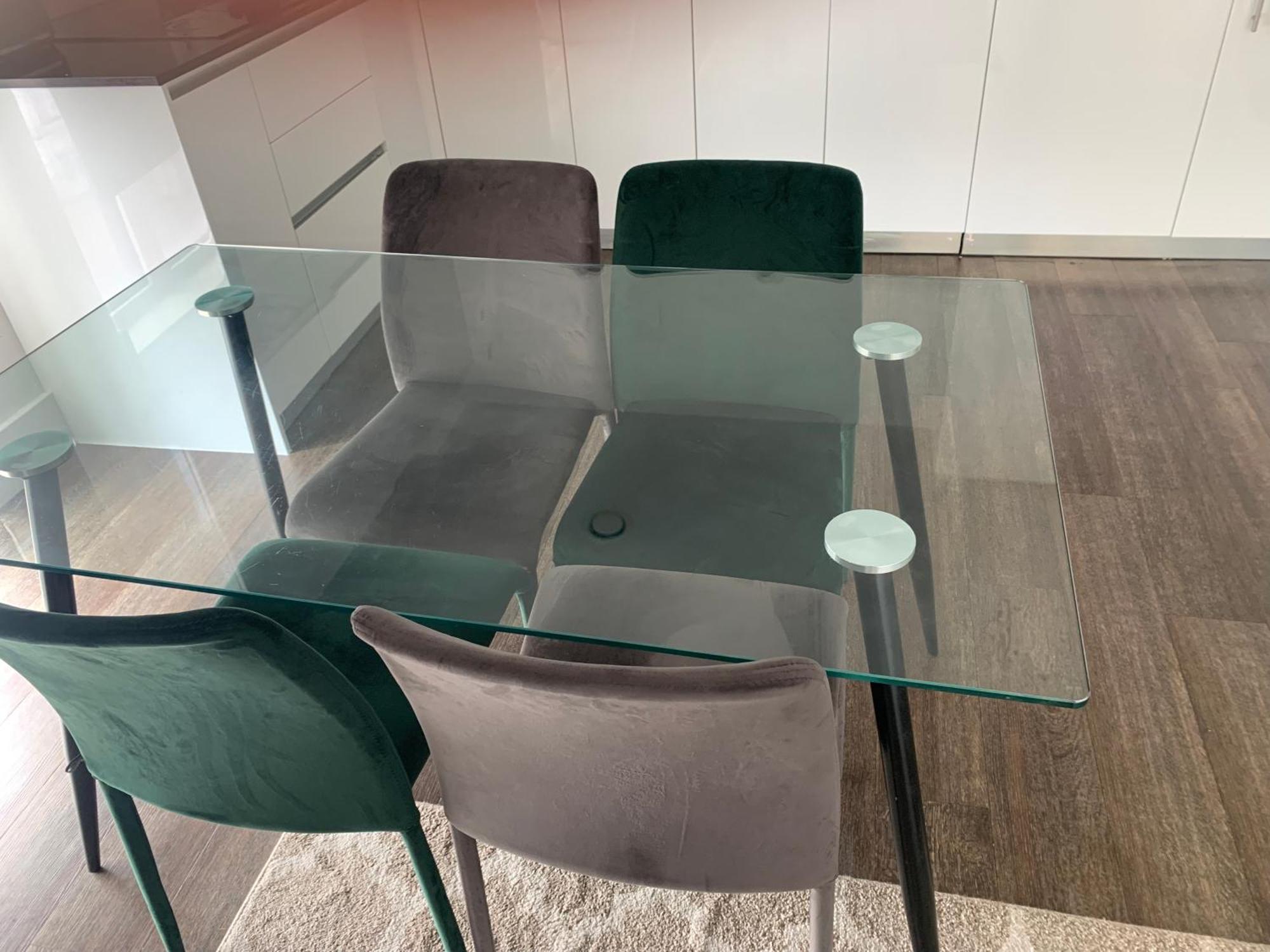 Lovely 1bed Flat 10mins To Canary Wharf & Parking *